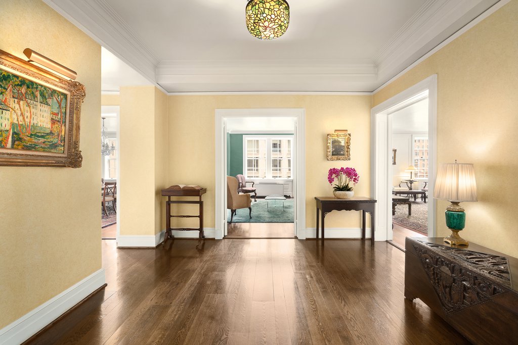 895 Park Avenue, Unit 6C photo 4