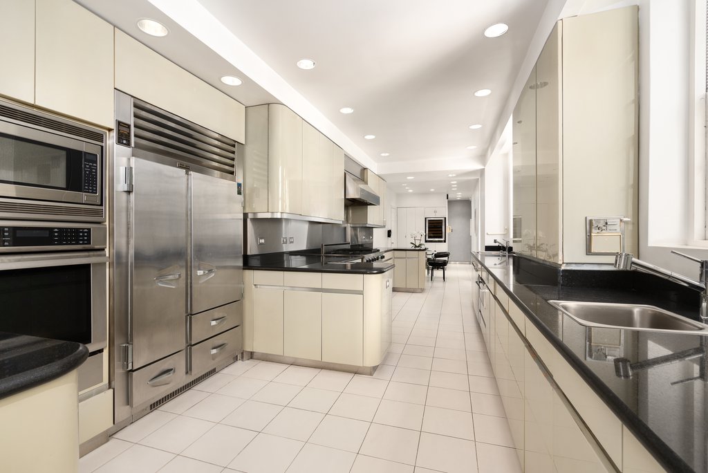 895 Park Avenue, Unit 6C photo 8