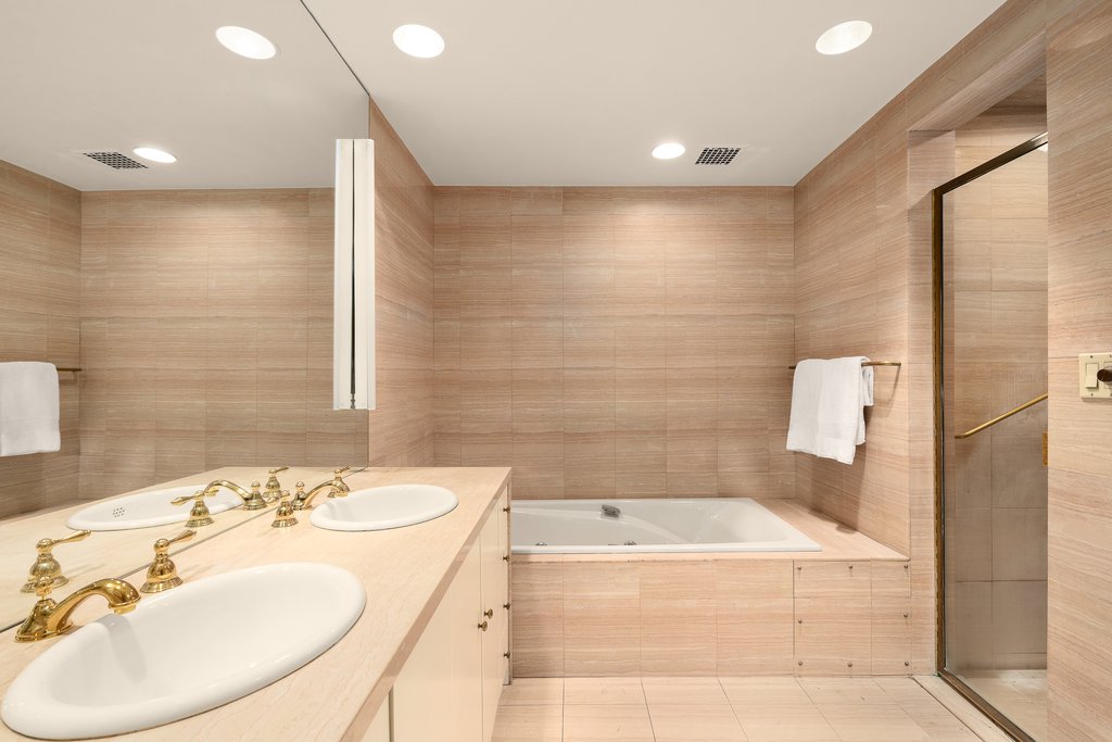 895 Park Avenue, Unit 6C photo 11