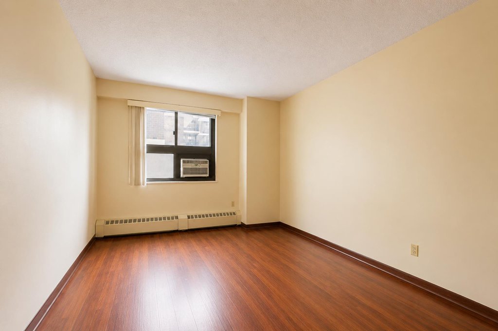 90 Beekman Street, Unit 3D photo 8
