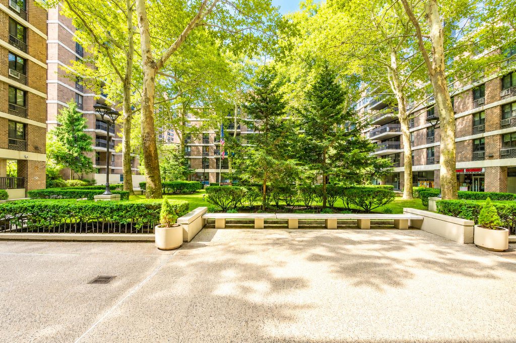 90 Beekman Street, Unit 3D photo 12