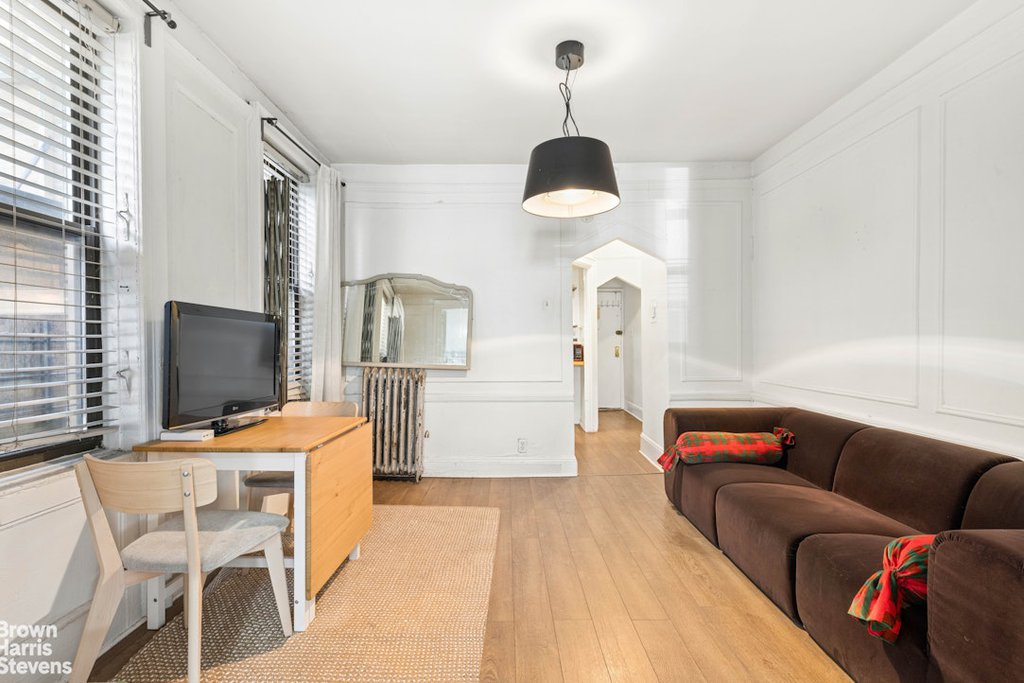 258 West 117th Street, Unit 1W photo 4