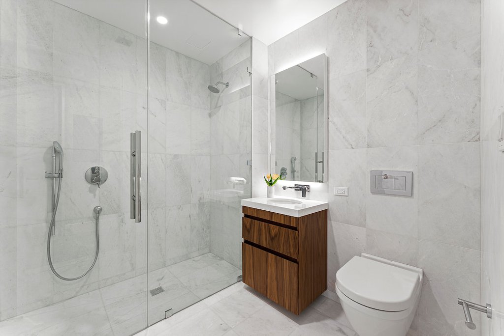 244 East 52nd Street, Unit 4C photo 6
