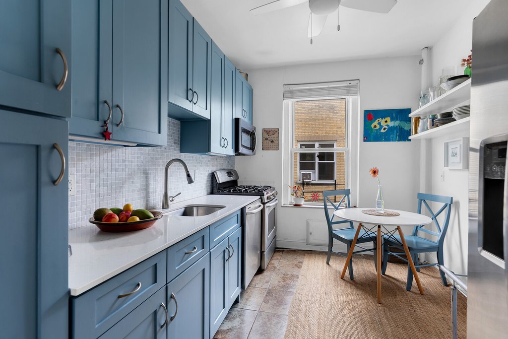 655 41st Street, Unit 4A photo 5