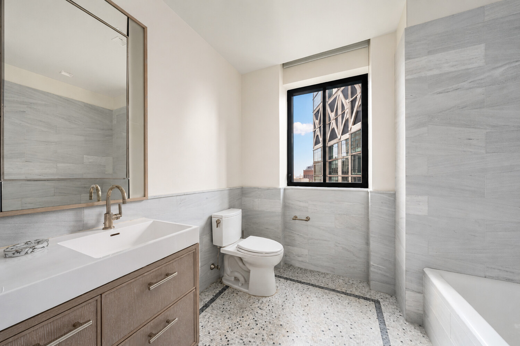 25 Park Row, Unit 25C photo 13