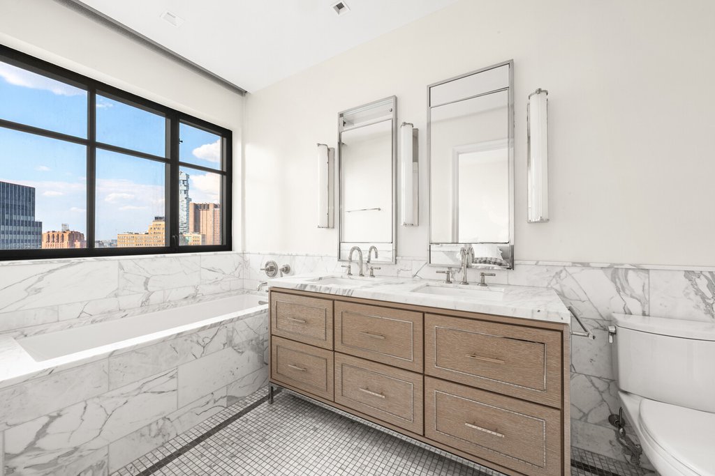 25 Park Row, Unit 25C photo 17