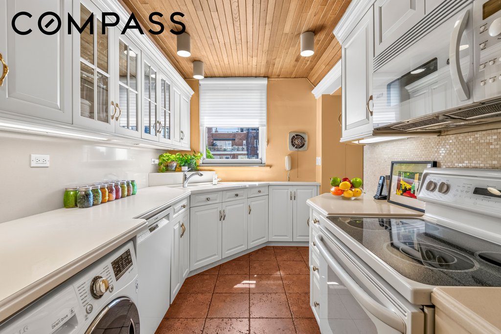 175 East 62nd Street, Unit PHB photo 6