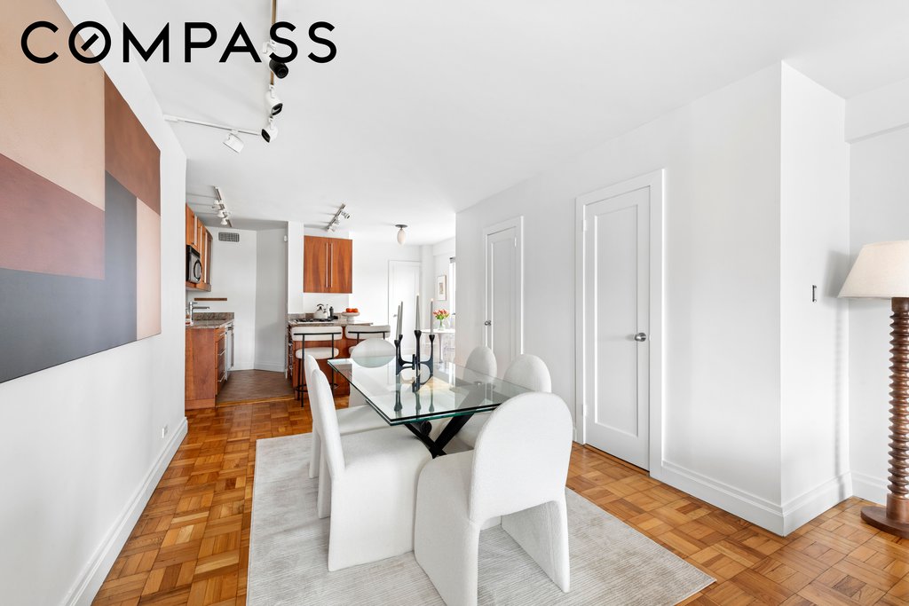 14 Horatio Street, Unit 15CD photo 4
