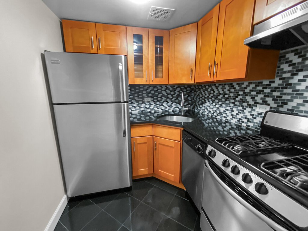 7 West 87th Street, Unit 5H photo 4