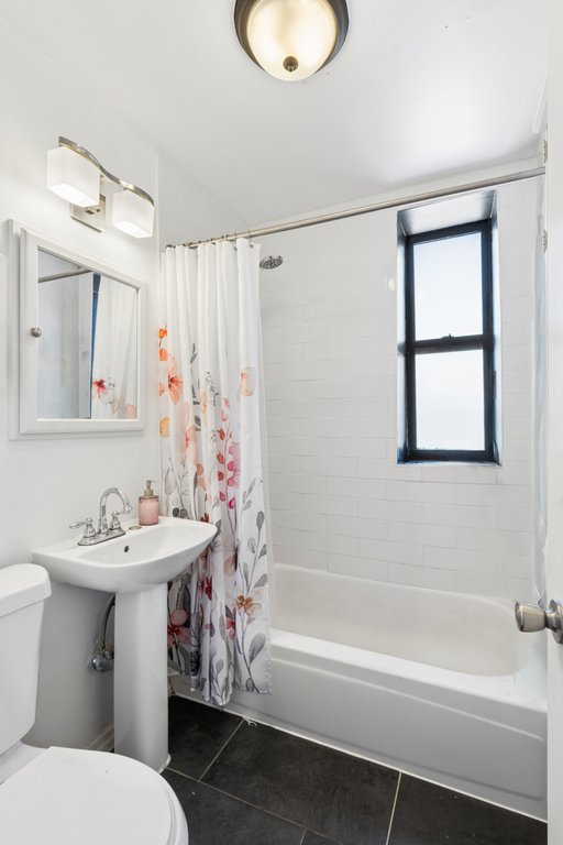 2440 Amsterdam Avenue, Unit 5N photo 6