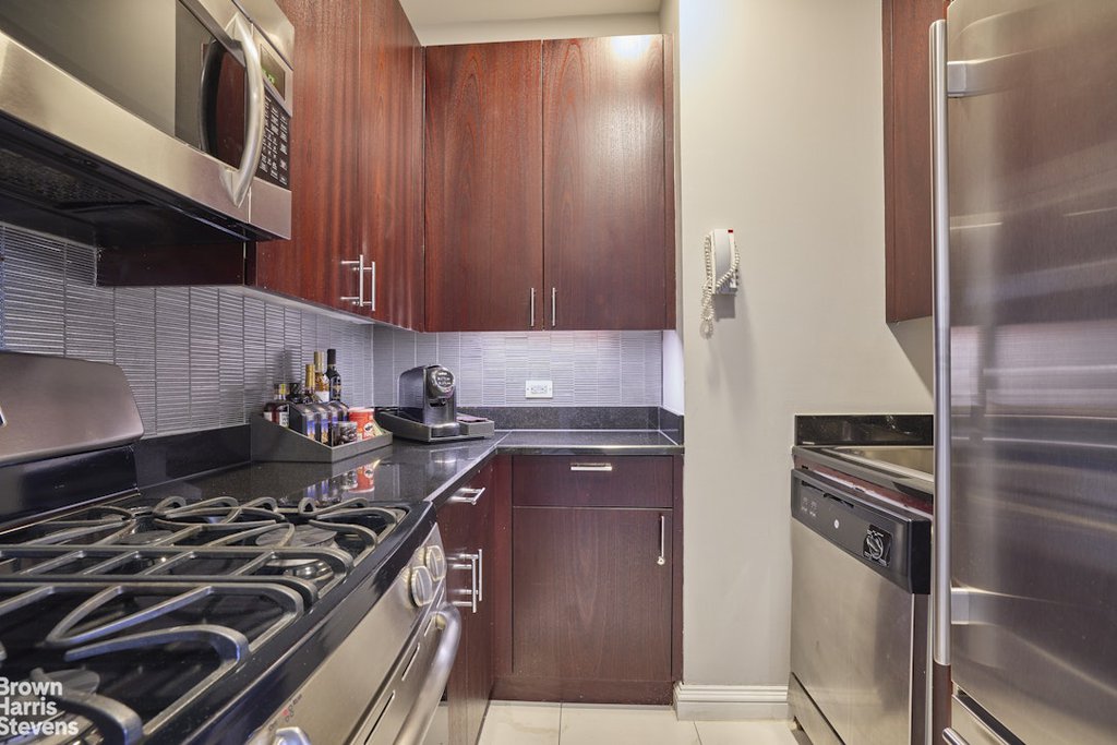 1 Central Park West, Unit 1506 photo 3