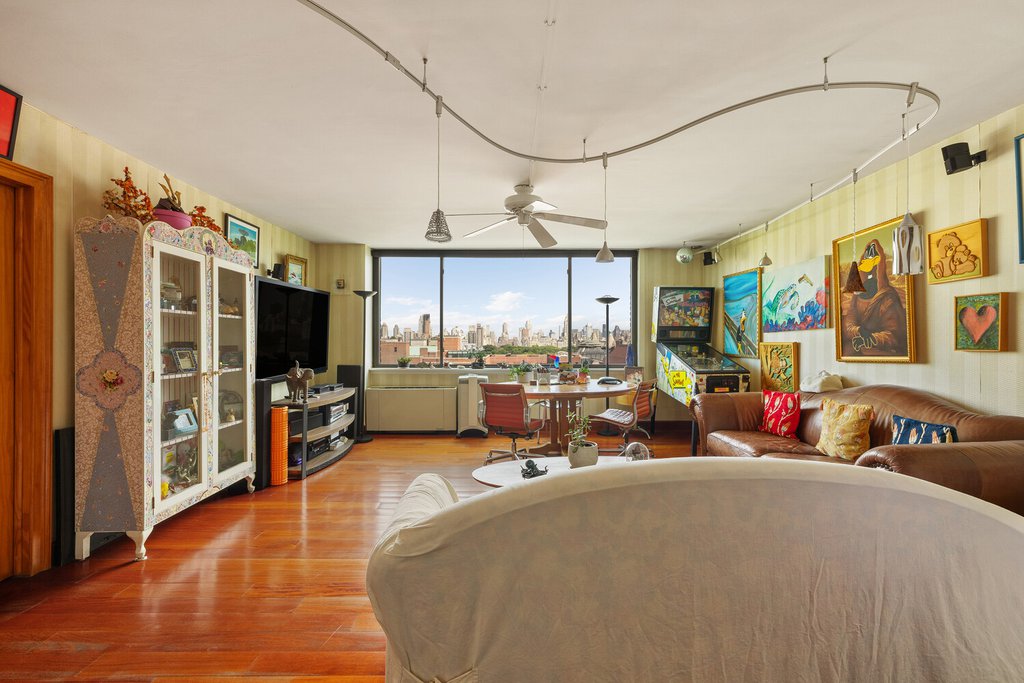 386 Columbus Avenue, Unit 17/18A photo 4