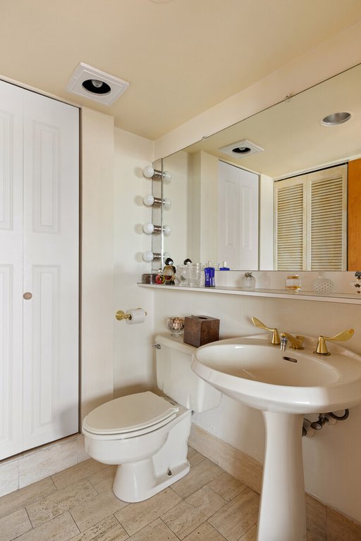 386 Columbus Avenue, Unit 17/18A photo 18