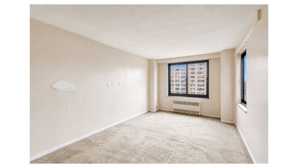 185 Hall Street, Unit 701 photo 7