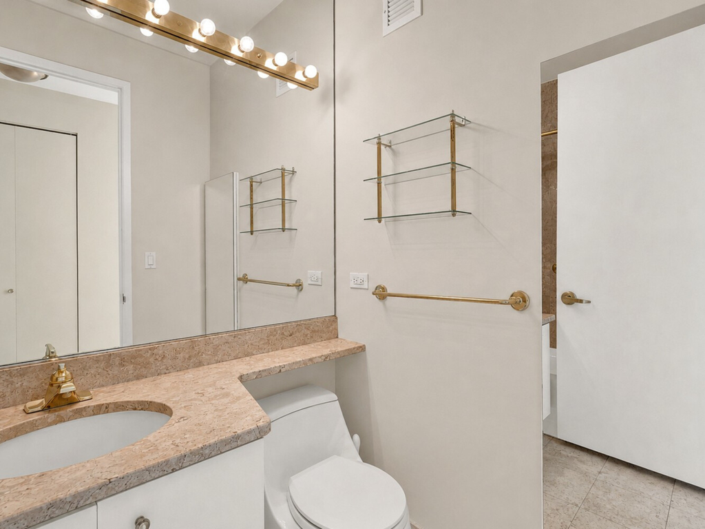 1965 Broadway, Unit 18H photo 11