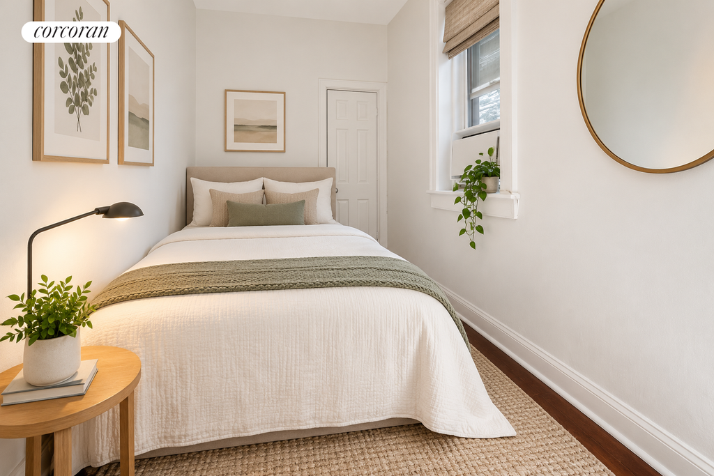 218 East 82nd Street, Unit 1FW photo 4