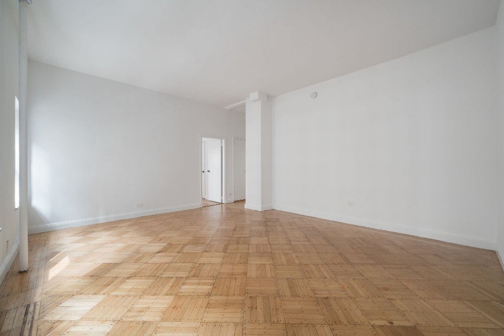 57 West 58th Street, Unit 7A photo 2