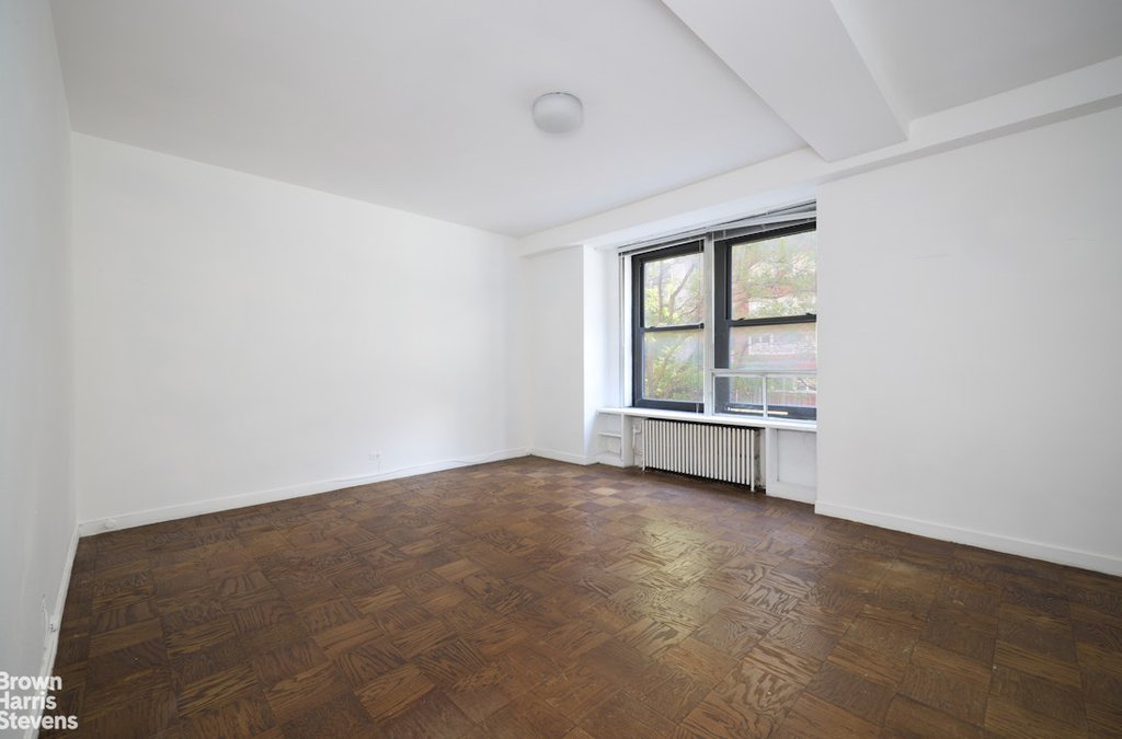 49 East 86th Street, Unit 2A photo 4