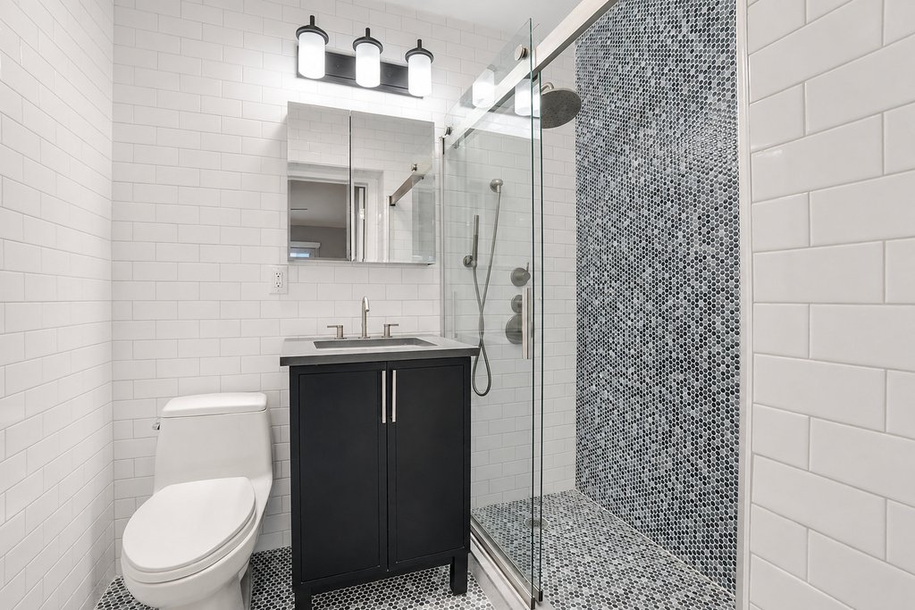 245 16th Street, Unit 3 photo 8