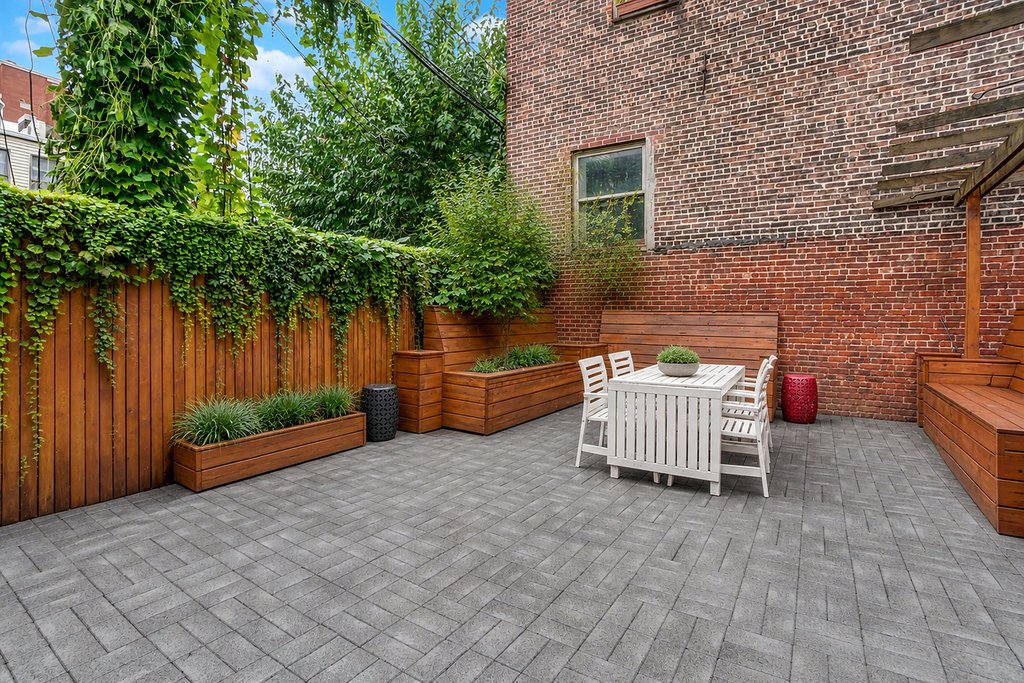 245 16th Street, Unit 3