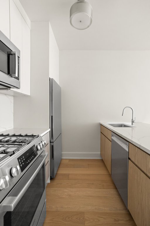 380 Rector Place, Unit 20F photo 4