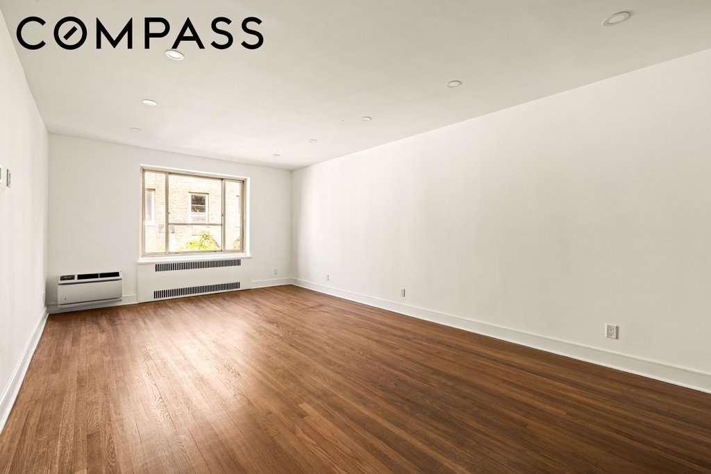 525 East 89th Street, Unit 4B photo 2