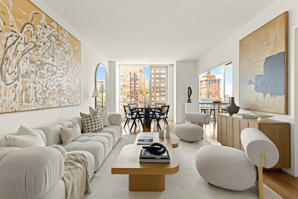 200 Chambers Street, Unit 17B