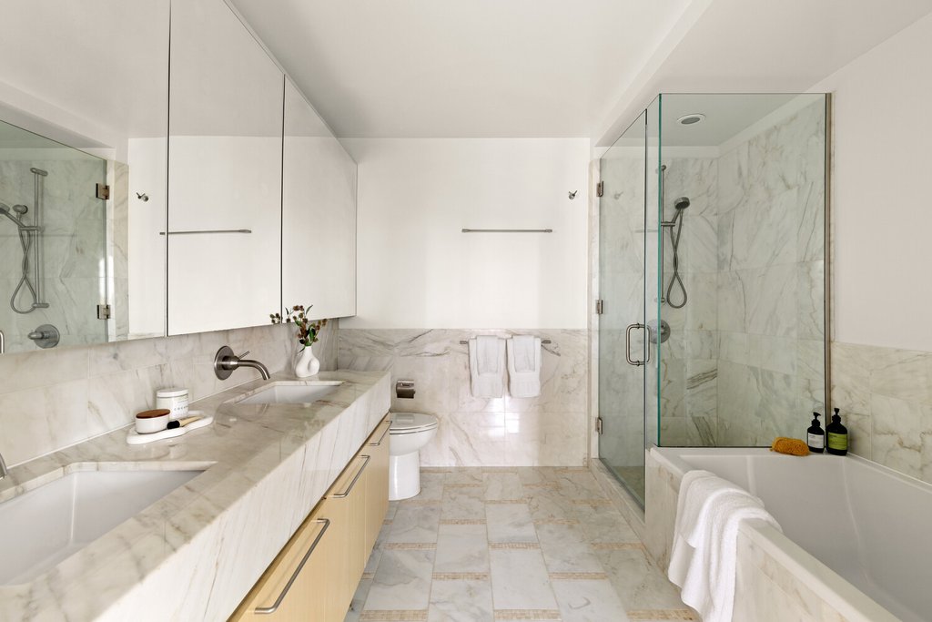200 Chambers Street, Unit 17B photo 8