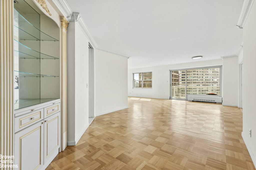 400 East 56th Street, Unit 28N photo 4