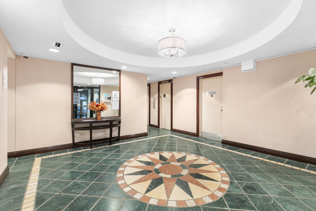 110 East 36th Street, Unit 1E photo 8