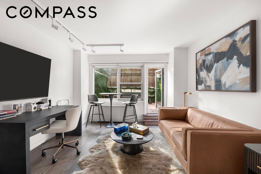 101 West 12th Street, Unit 2D