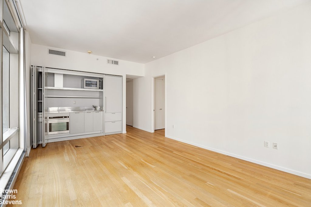 18 West 48th Street, Unit 11B photo 7