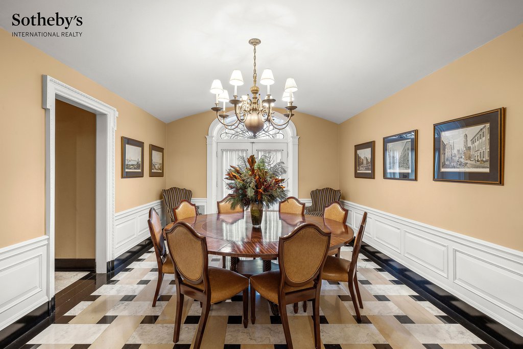 14 Sutton Place South, Unit 1B photo 13