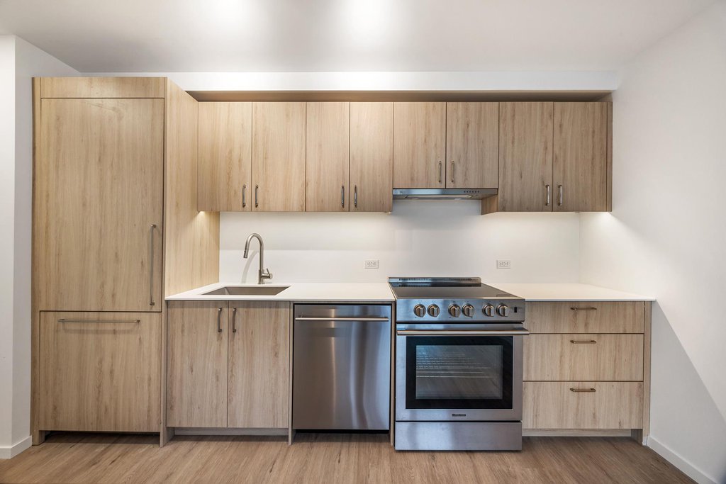 12 Halsey Street, Unit PH116 photo 2