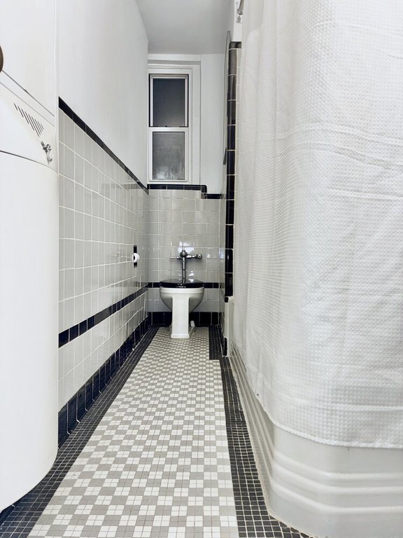 224 Highland Boulevard, Unit 611 photo 5