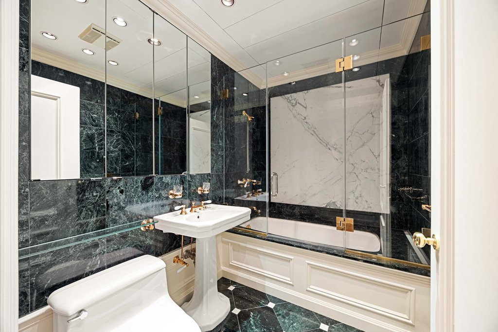 525 Park Avenue, Unit 6B photo 15