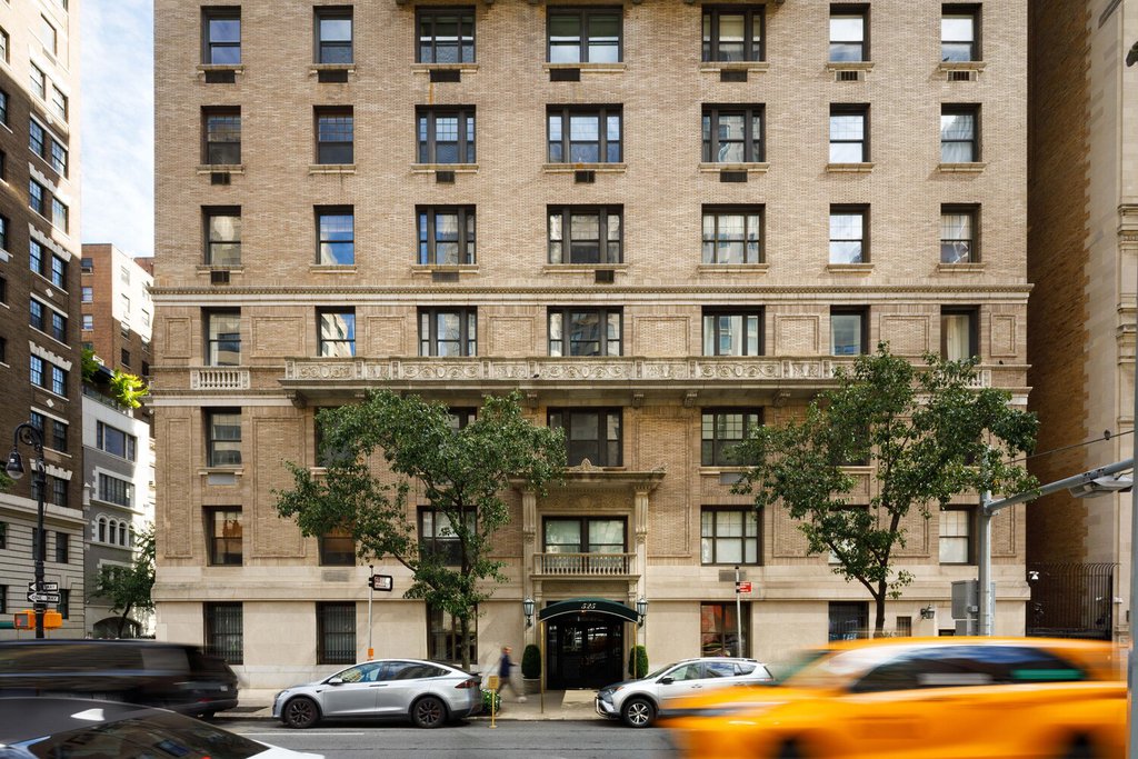 525 Park Avenue, Unit 6B photo 16