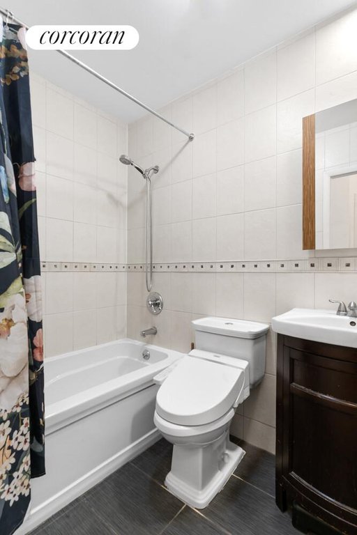 196 Scholes street, Unit 1B photo 9