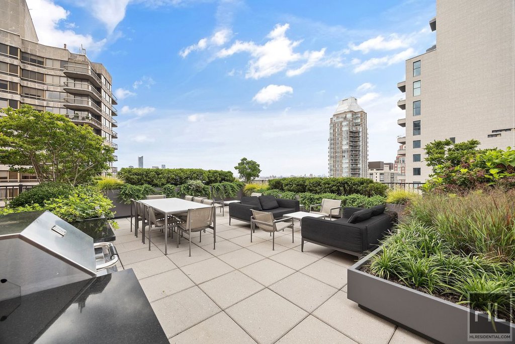 200 East 62nd Street, Unit 6E photo 11