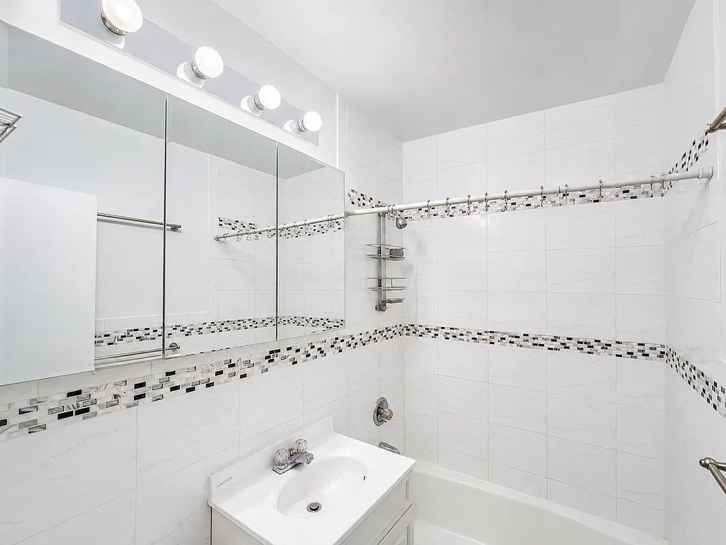 111 Third Avenue, Unit 17F photo 5