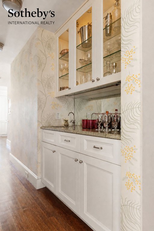 141 East 72nd Street, Unit 13 photo 12