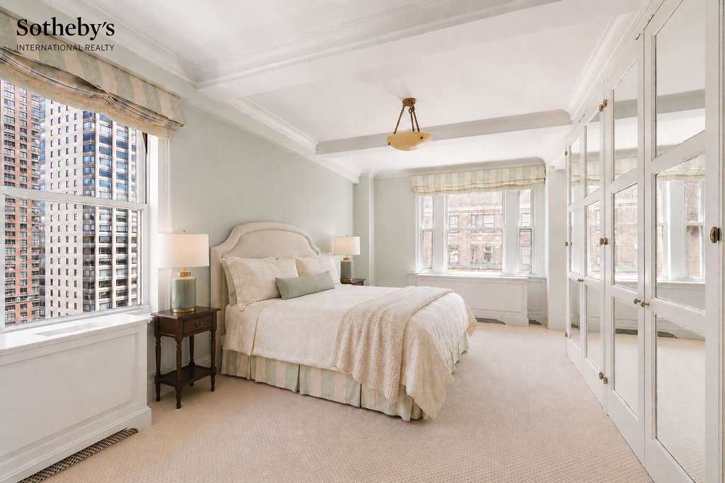 141 East 72nd Street, Unit 13 photo 16