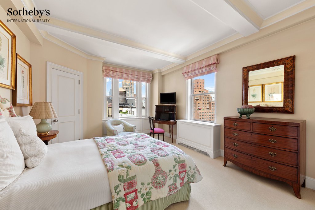 141 East 72nd Street, Unit 13 photo 18