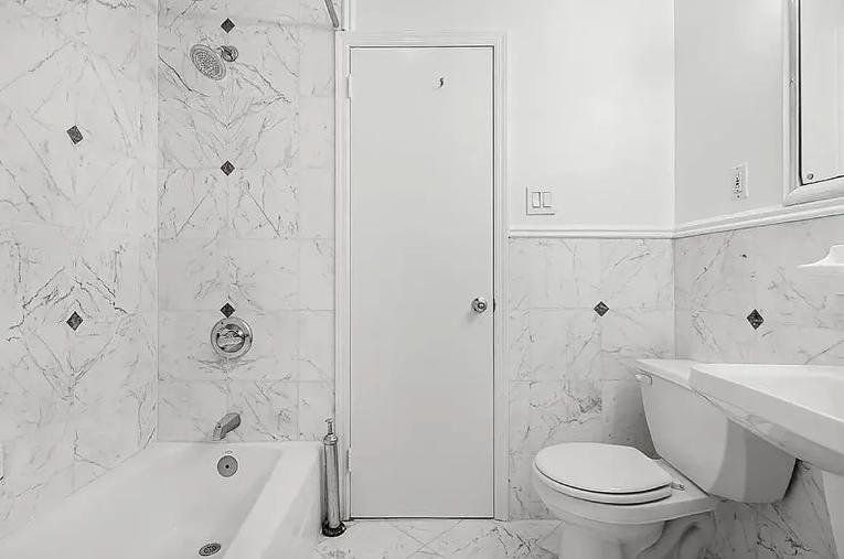 40 East 65th Street, Unit 4R photo 9