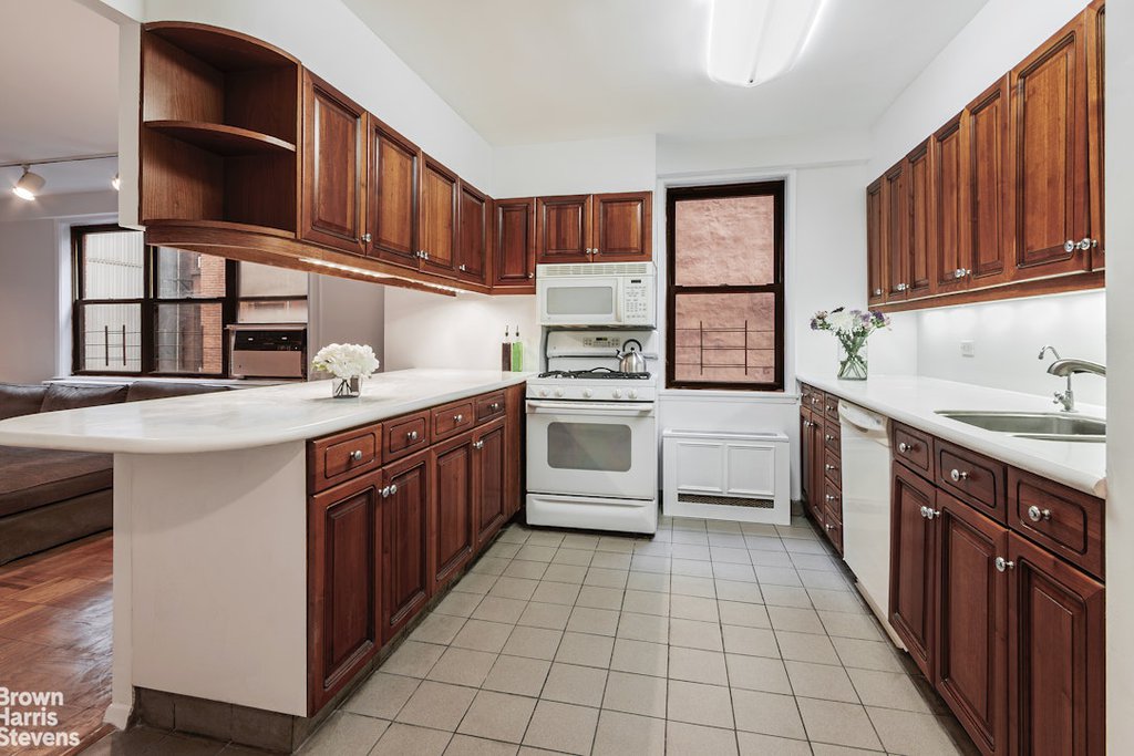 330 Third Avenue, Unit 3BC photo 4