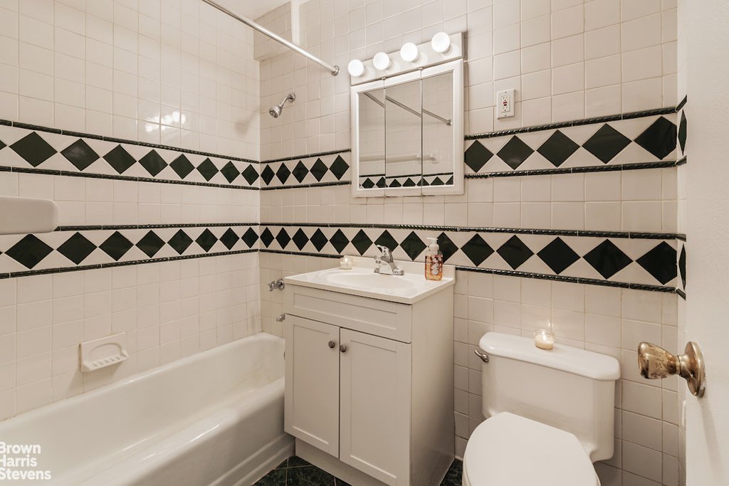 330 Third Avenue, Unit 3BC photo 12