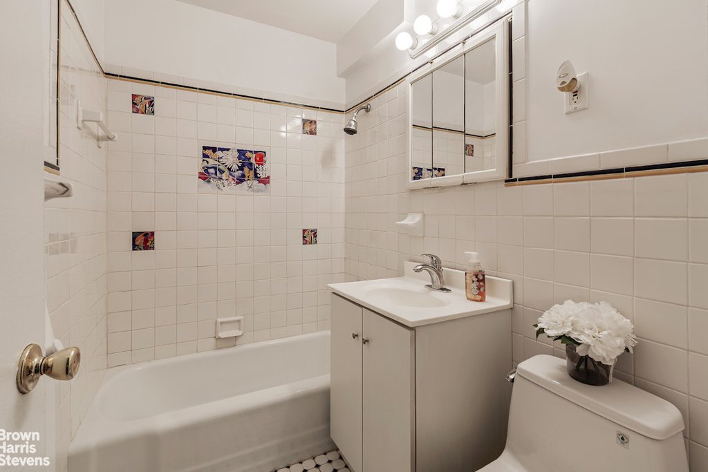 330 Third Avenue, Unit 3BC photo 13