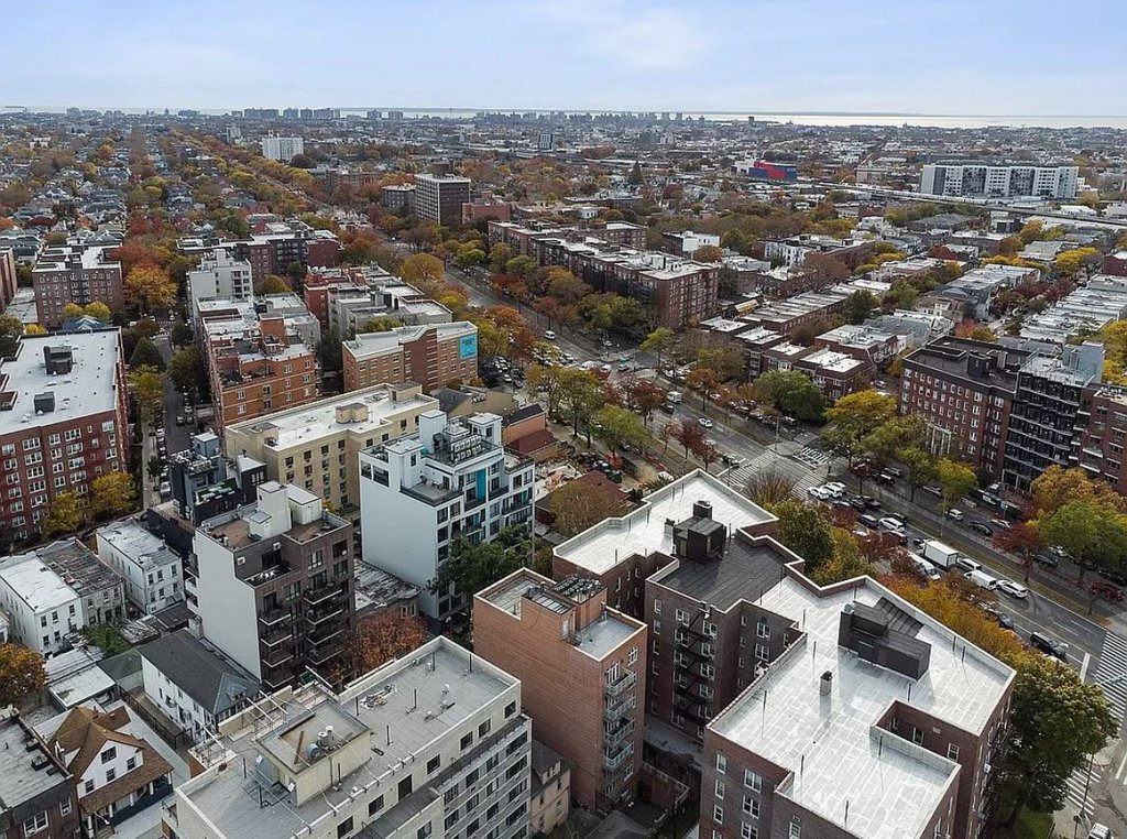 215 Parkville Avenue, Unit 3B photo 19