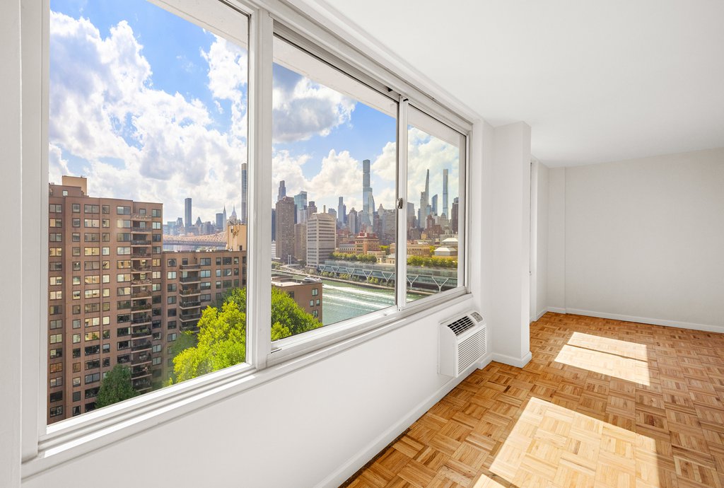 555 Main Street, Unit 1408