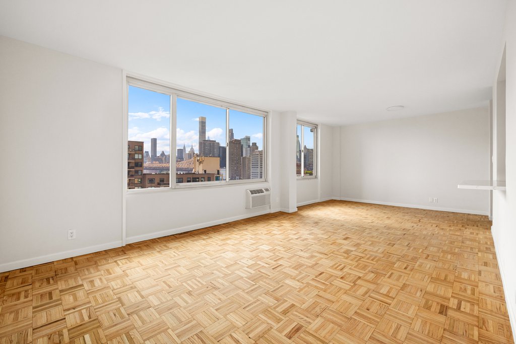 555 Main Street, Unit 1408 photo 3